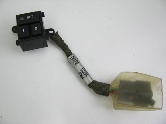 NEW - OUT OF BOX F5LB-14776-AAW-BLACK Power Seat Memory Switch 1997-98 Mark VIII