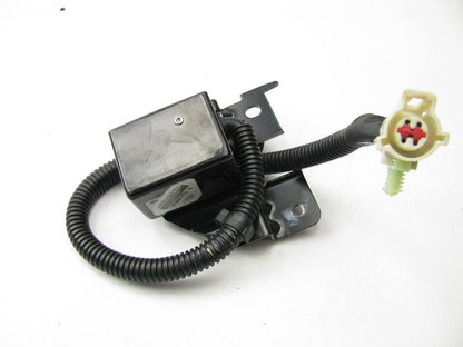 NEW - OUT OF BOX OEM Ford F5LB-14B005-AA Front Right SRS Crash Sensor