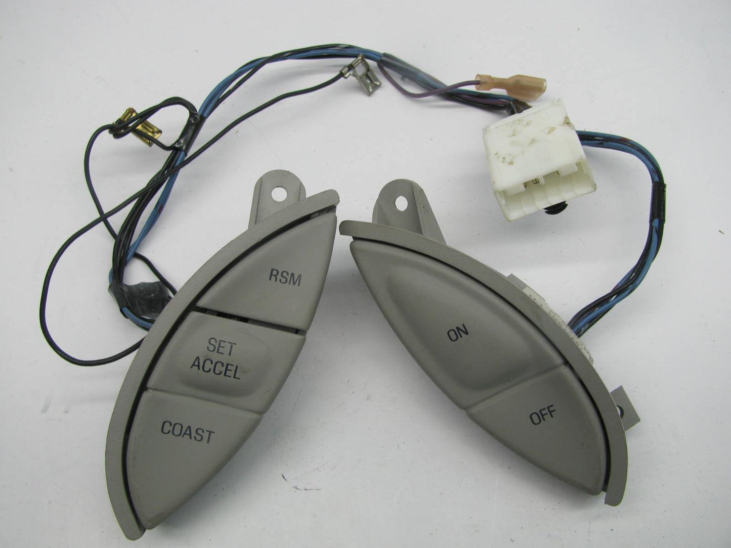 NEW - 1994-1998 Lincoln Mark 8 VIII Steering Wheel Cruise Control Gray Switch