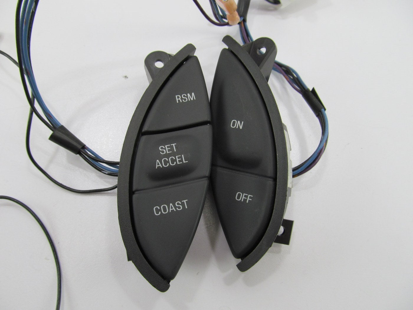 NEW UNBOXED 95-98 Mark VIII OEM Cruise Control Switch F5LC-9D780-AB