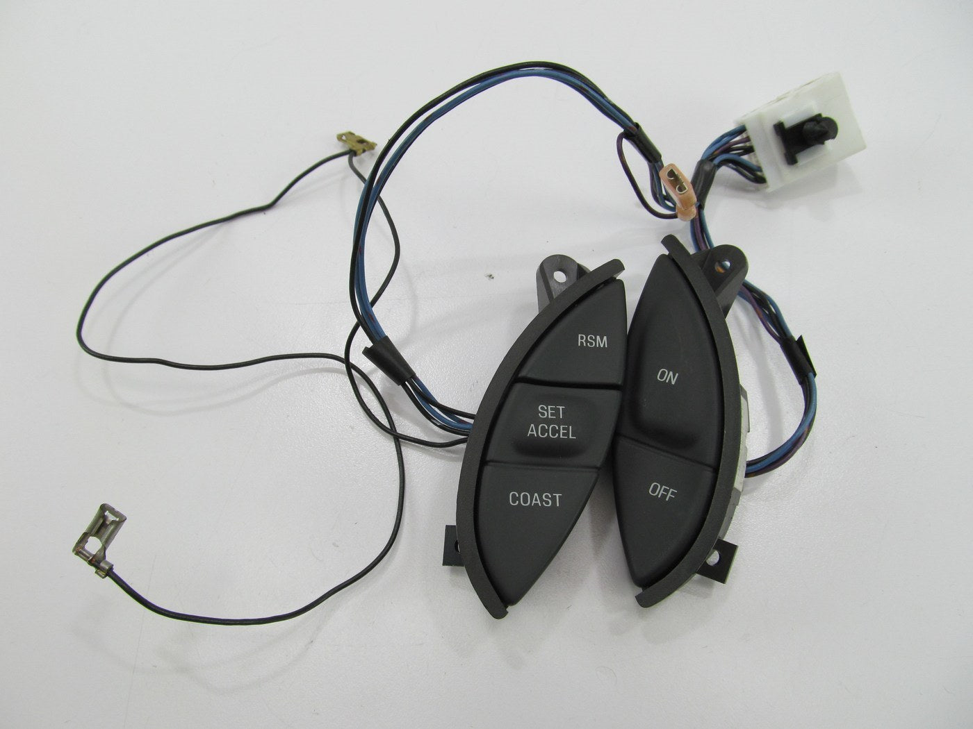 NEW UNBOXED 95-98 Mark VIII OEM Cruise Control Switch F5LC-9D780-AB