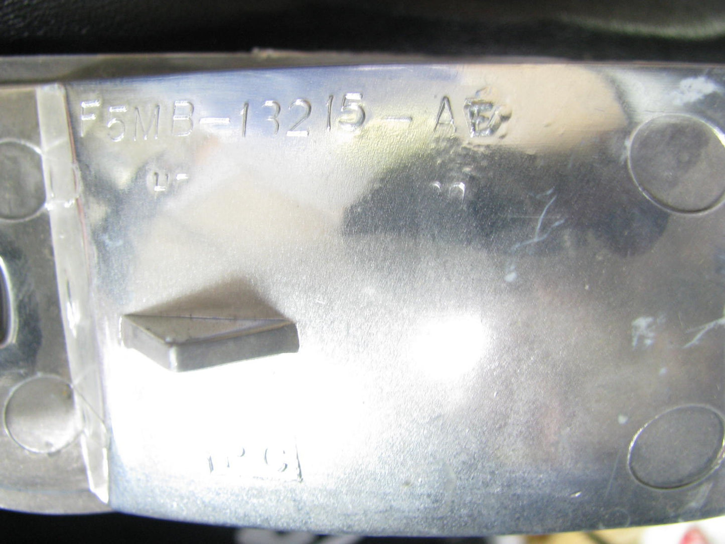 NEW UNBOXED FORD F5MB-13215-AE Right Side Parking Lamp Turn Signal Light