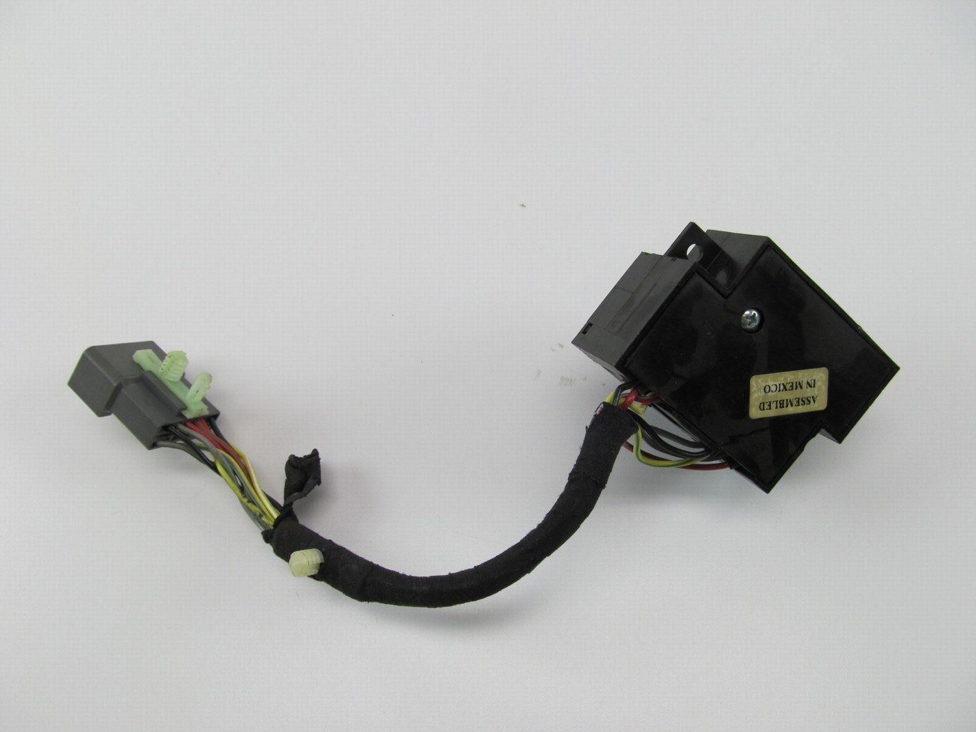 NEW - OUT OF BOX - OEM Ford F5OB-14B709-AB Seat Adjust Switch