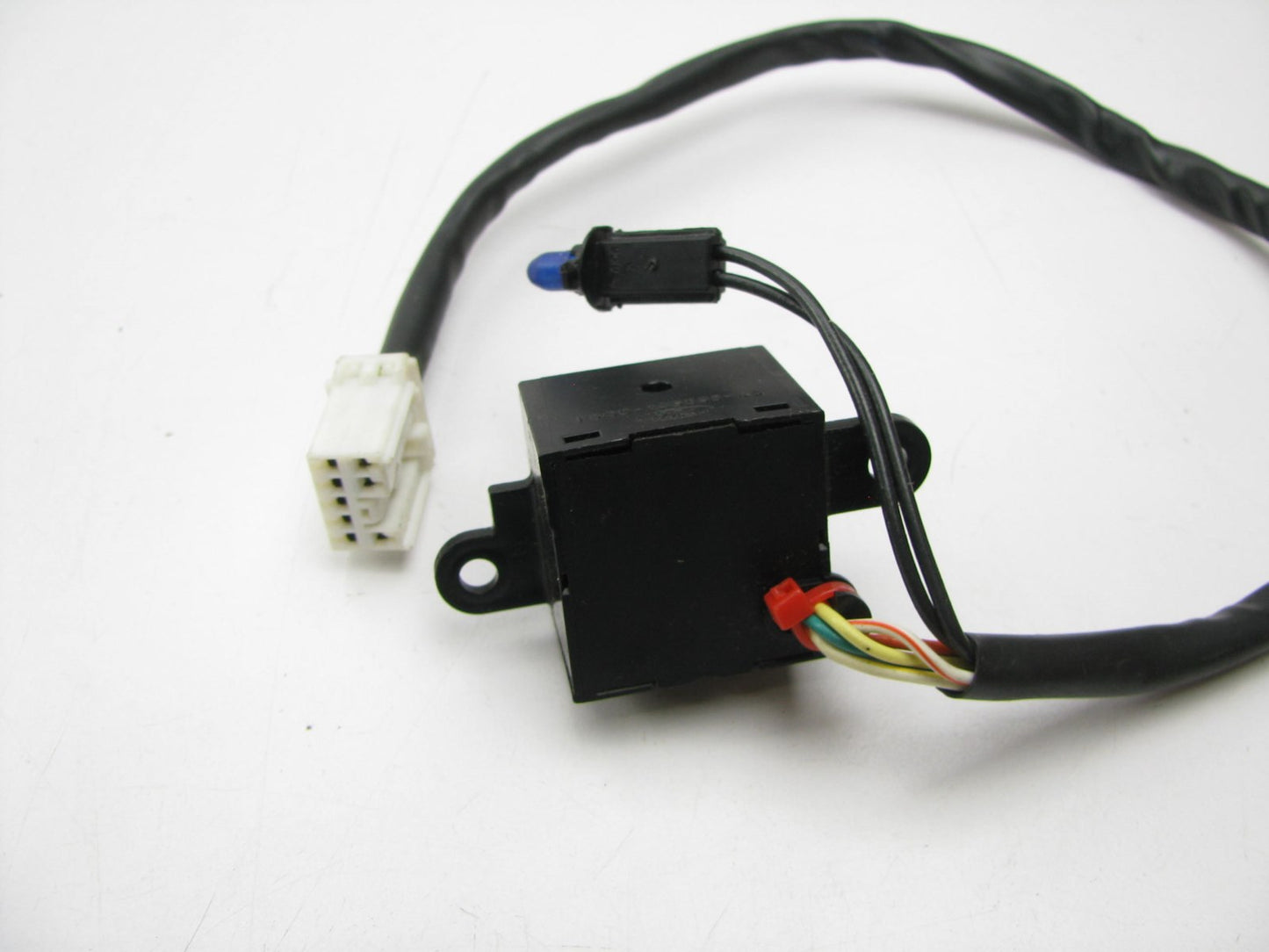 NEW - OUT OF BOX  FRONT Left Heated Seat Switch 1995-1997 Lincoln Continental