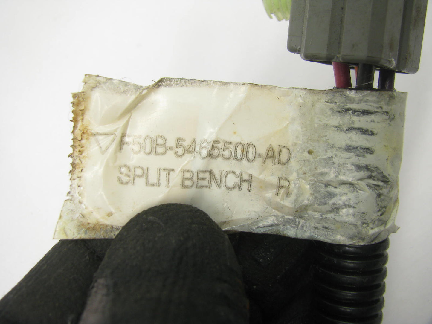 NEW - OUT OF BOX F5OB-5465500-AD Right Seat Lumbar Adjuster 1995-97 Continental