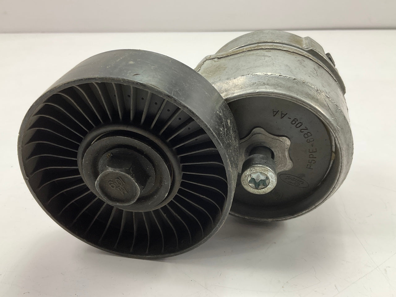 NEW - OUT OF BOX - OEM 1994-1997 Ford 7.3L DIESEL Belt Tensioner  F5PE-6B209-AA