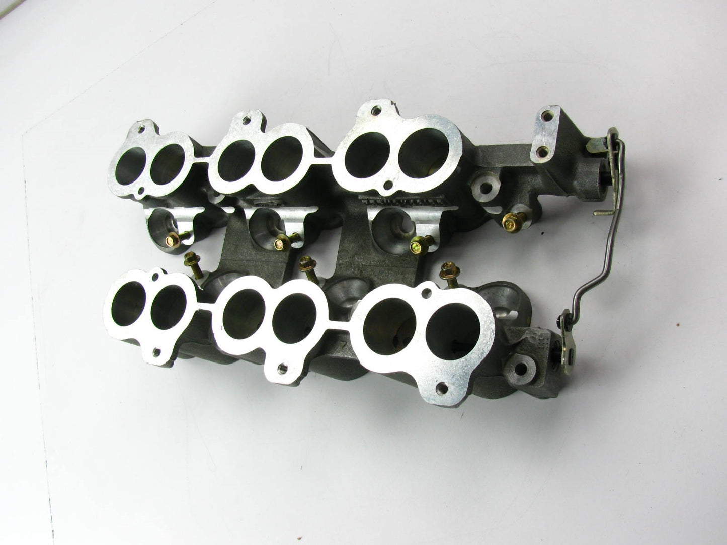 NEW UNBOXED OEM Ford F5RU-9K461-BB Lower Intake Manifold 2.5L DOHC V6 SVT