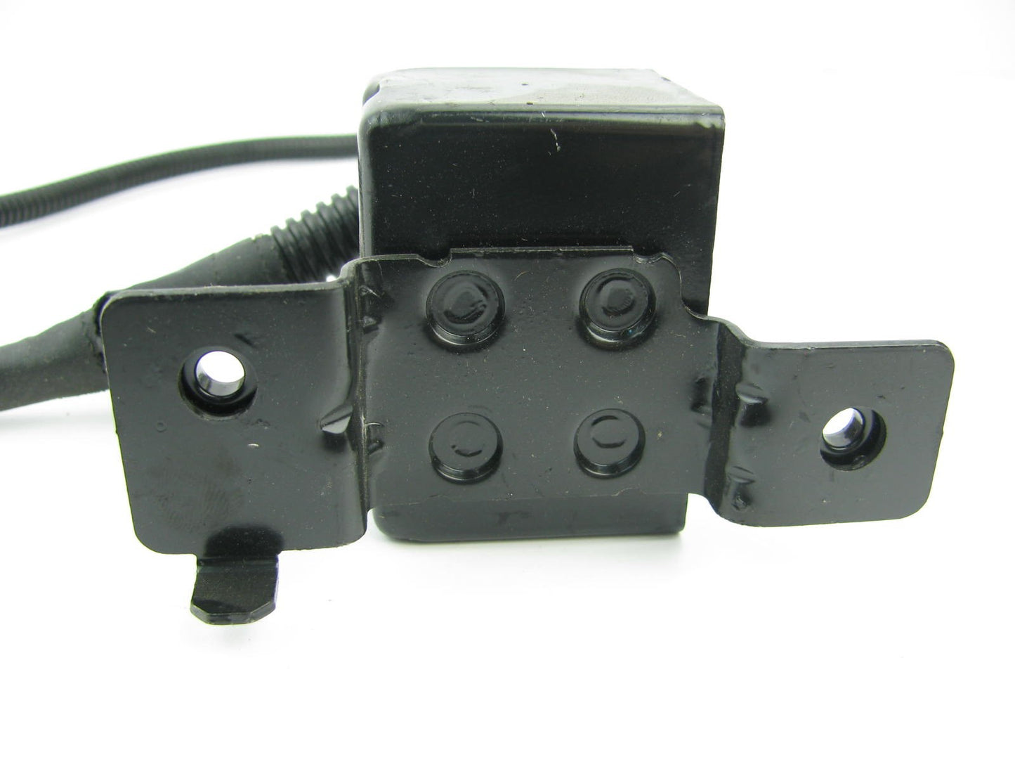 NEW - OUT OF BOX - OEM Ford SRS Crash Sensor Front Left F5SB-14B005-AB