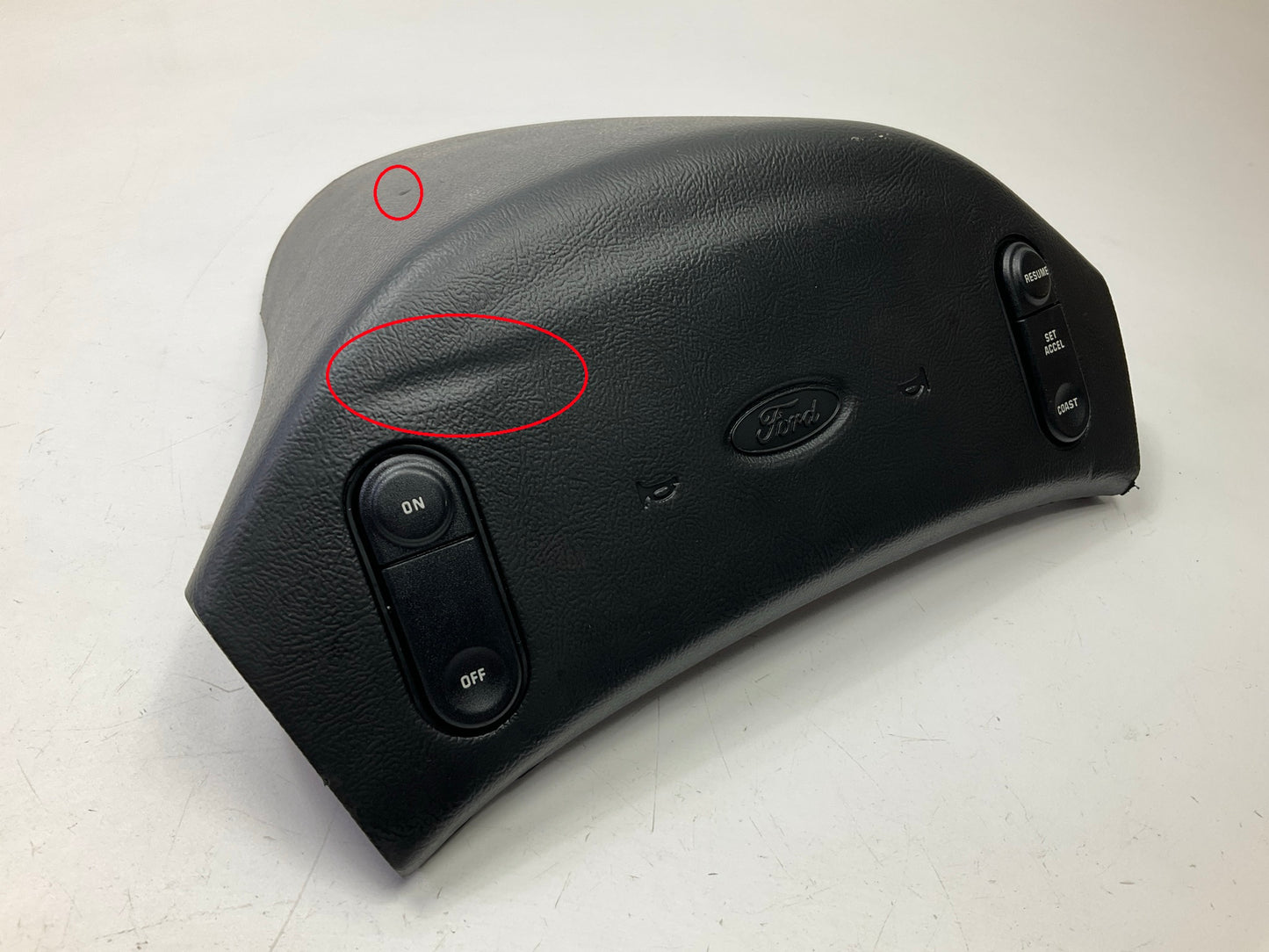 DAMAGED - OUT OF BOX F5UA-13K802-AAW-D Steering Horn Pad 1992-96 E-150/350