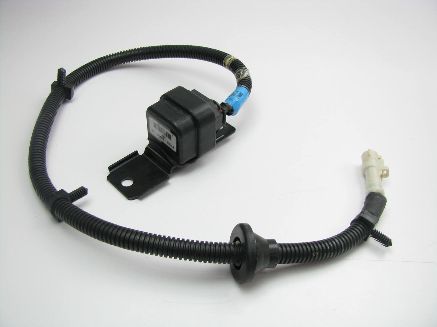 NEW - OUT OF BOX - OEM Ford F5UZ-14B004-A SRS Crash Impact Sensor