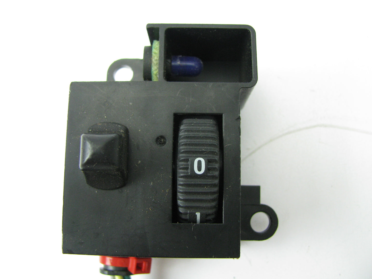 NEW - OUT OF BOX F5VB-14D695-AB Left Driver Seat Heater Switch 1995-98 Town Car