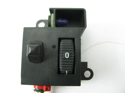 NEW - OUT OF BOX F5VB-14D695-AB Left Driver Seat Heater Switch 1995-98 Town Car