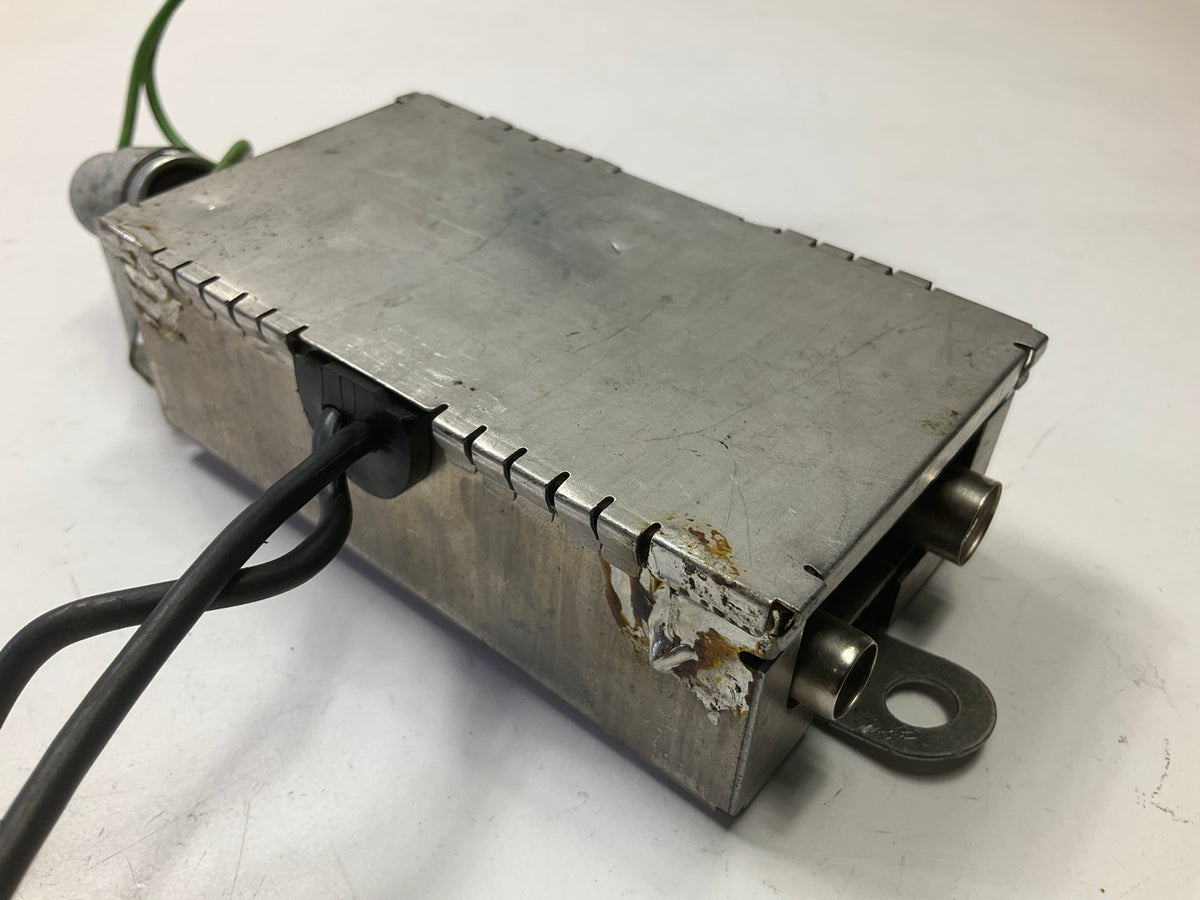 NEW - OUT OF BOX OEM 1995 Lincoln Town Car Isolator Radio Antenna F5VF-18K891-AG