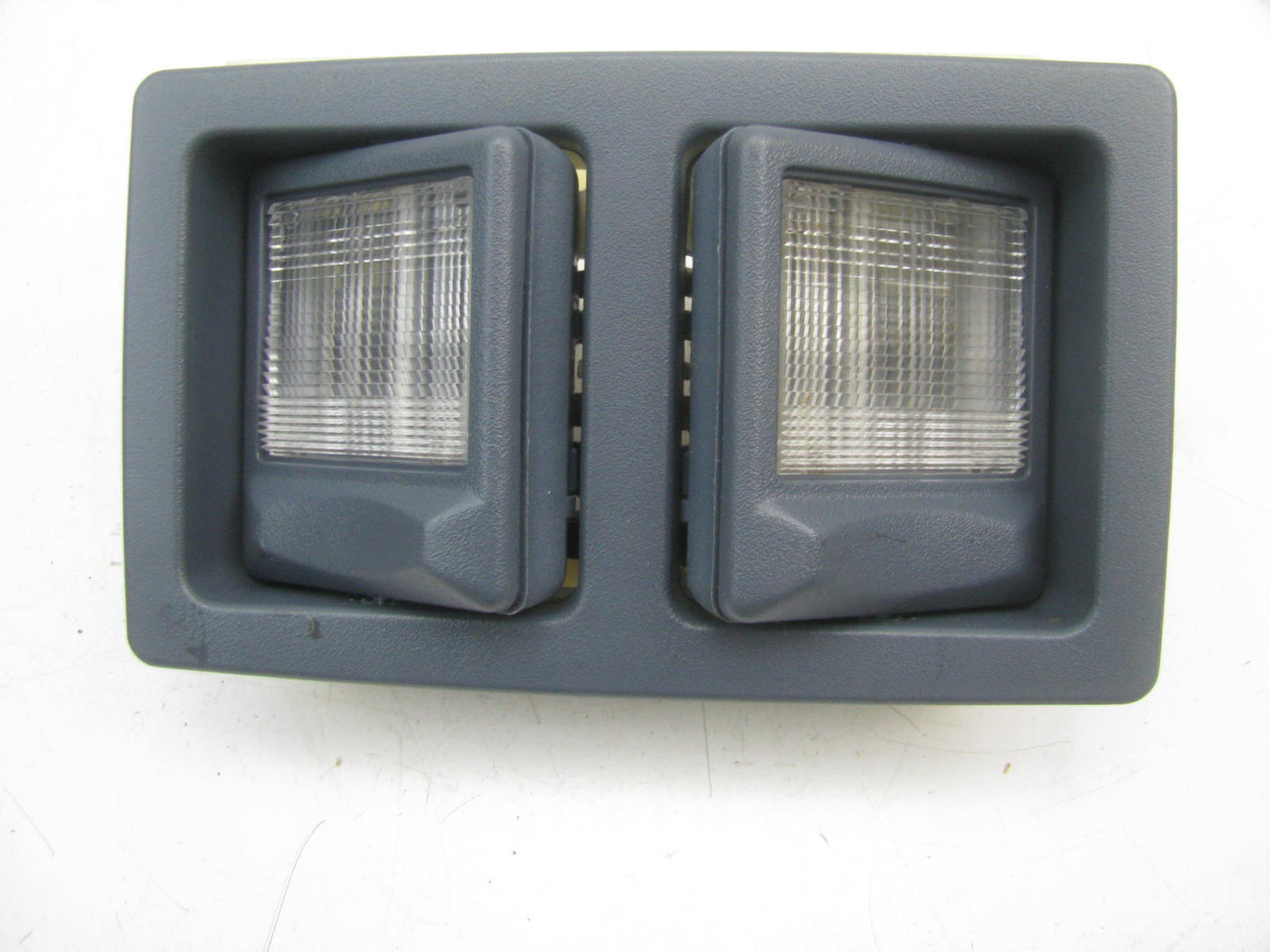 NEW - OUT OF BOX - OEM FORD F5VY-13776-B-BLUE Interior Dome Lamp 95-96 Town Car