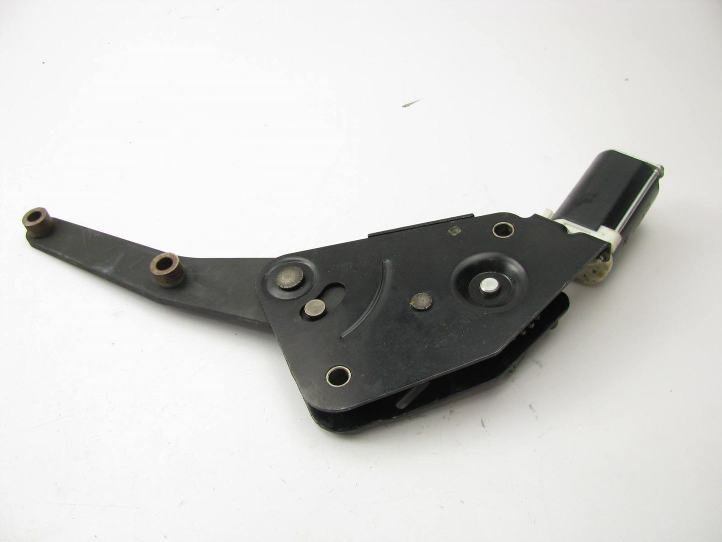 NEW - OUT OF BOX - OEM Ford F5VY-5462649-B Front Left Drivers Side Seat Recliner