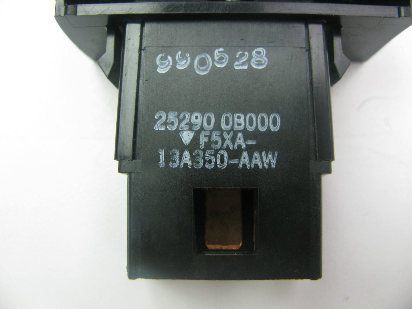 NEW OUT OF BOX F5XA-13A350-AAW Hazard Warning Switch For 95-98 Villager & Quest