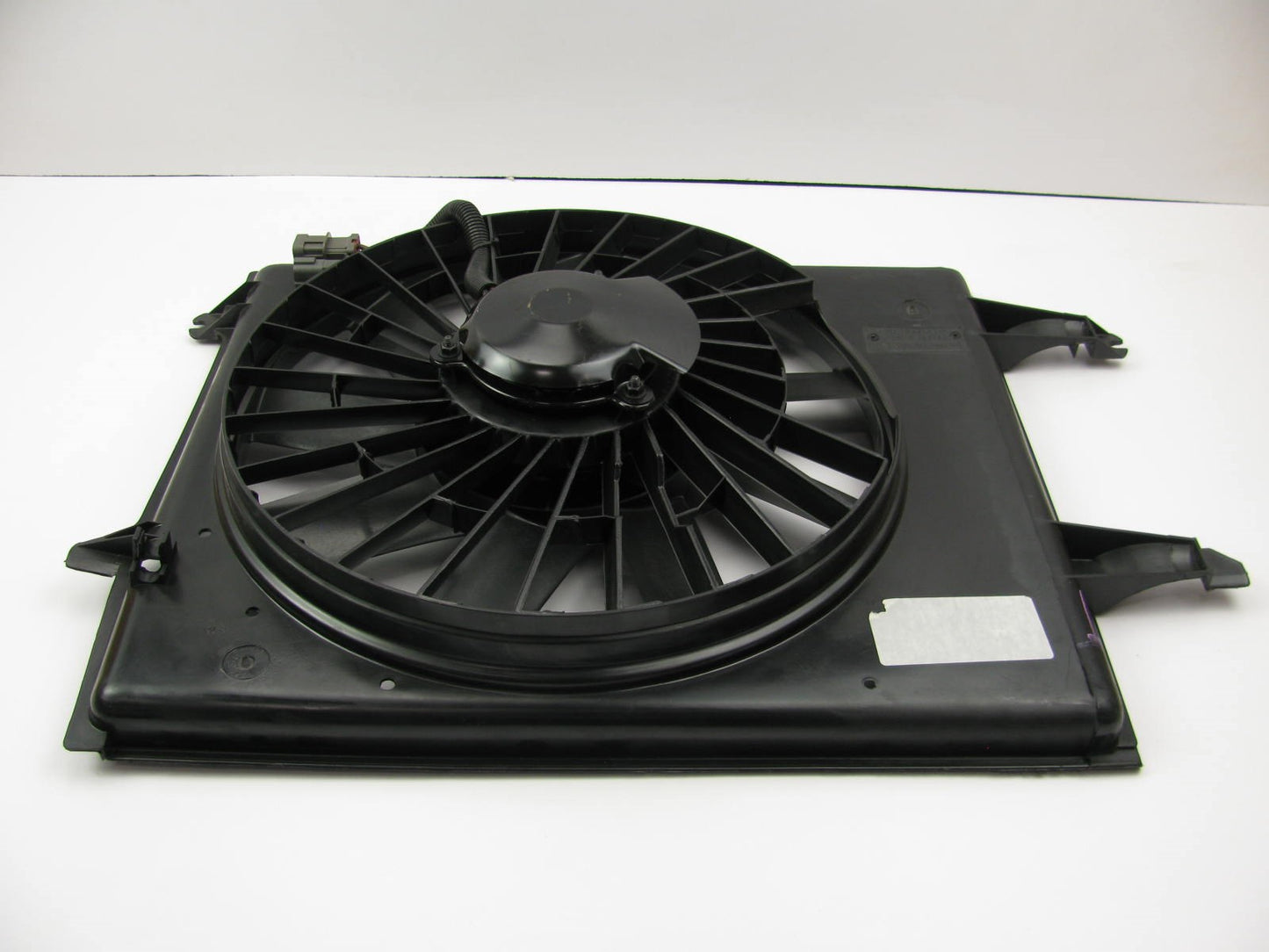 NEW - OUT OF BOX - Genuine Engine Cooling Fan OEM For 1993-1995 Quest, Villager
