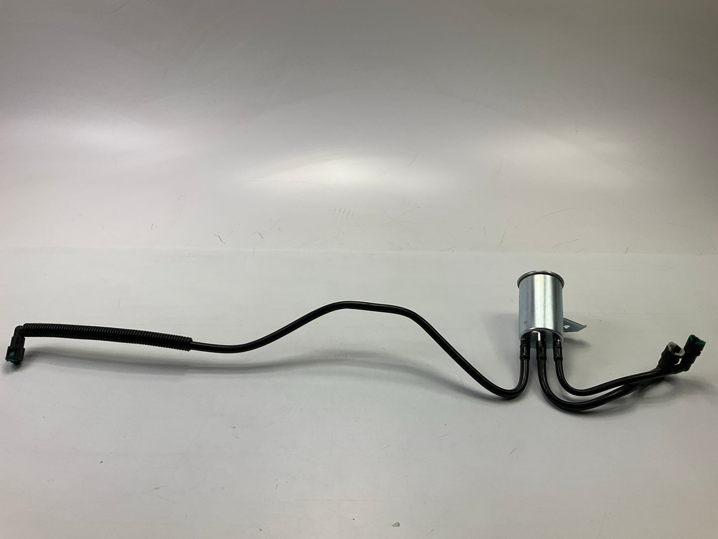 NEW UNBOXED F65239 Fuel Filter
