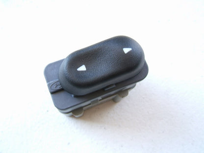 NEW - OUT OF BOX - OEM Ford F65B-14529-AC Right Passengers Power Window Switch