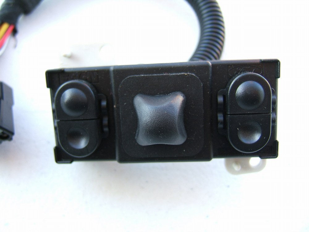 NEW - OUT OF BOX - OEM Ford F65B-14A701-AA Power Seat Adjust Switch