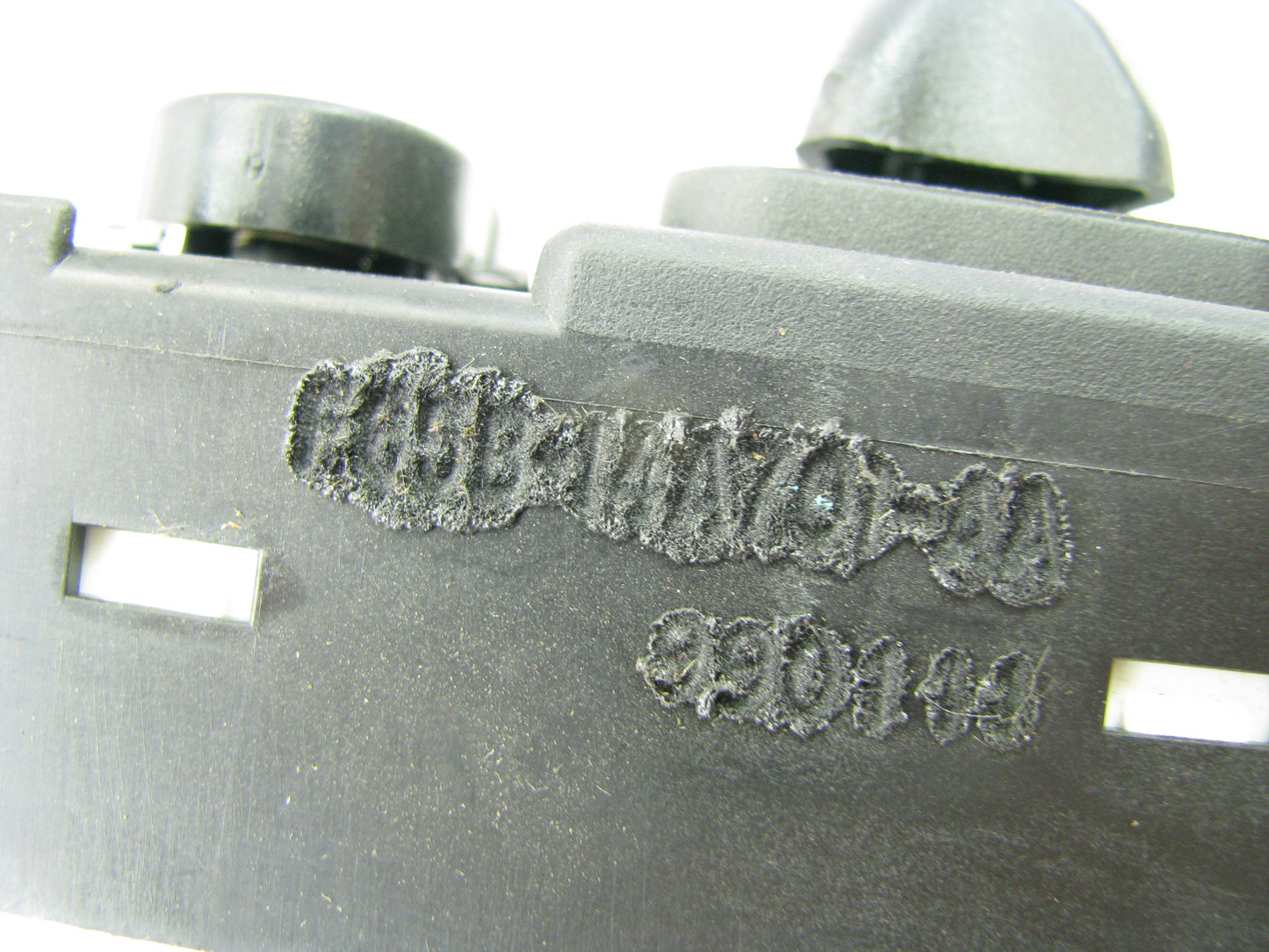 NEW - OUT OF BOX - OEM Ford F65B-14A701-AA Power Seat Adjust Switch