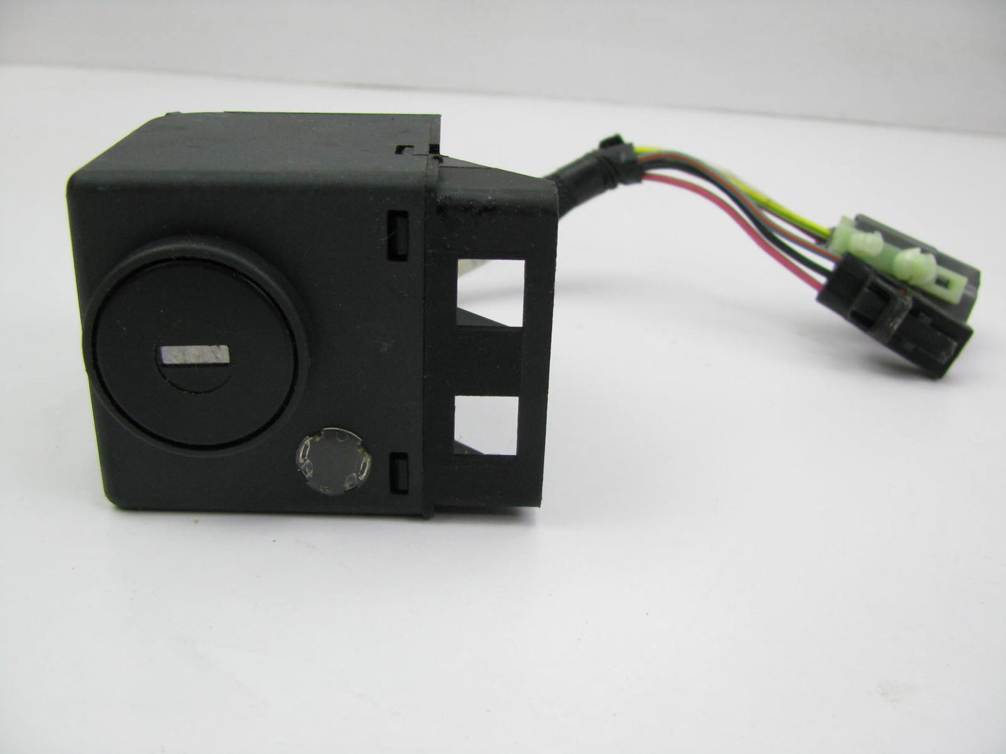 NEW - UNBOXED - SRS System Deactivation Switch 96-06 Ford Ranger F67B-14B268-AA