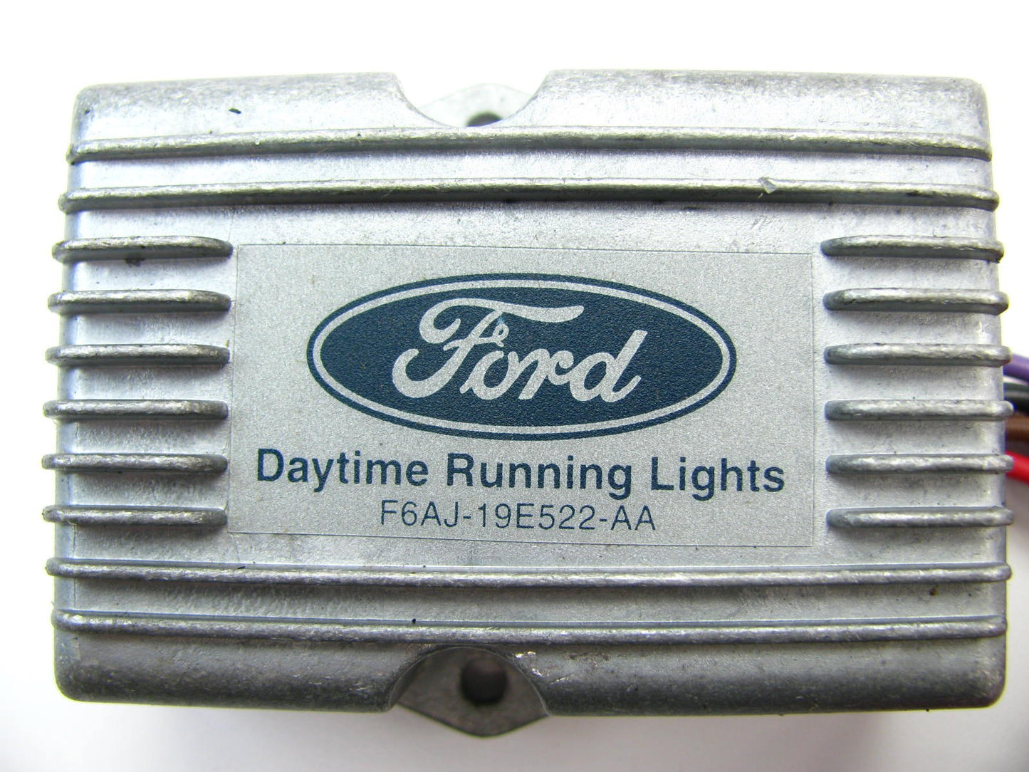 NEW - UNBOXED OEM Ford F6AJ-19E522-AA DRL Daytime Running Lights Module