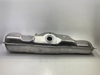 SCRATCH & DENT #2 Spectra F6C Fuel Gas Tank, 19 Gallon Side Mount Gas Tank