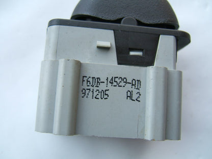 NEW - OUT OF BOX - OEM Ford F6DB-14529-AD Right Passengers Power Window Switch
