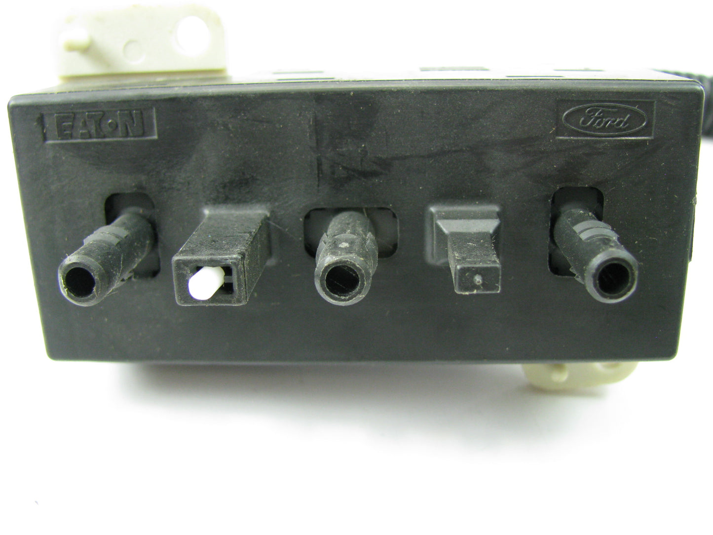 NEW - OUT OF BOX - OEM Ford F6DB-14A701-AGW Seat Adjust Switch 1996-1999 Taurus