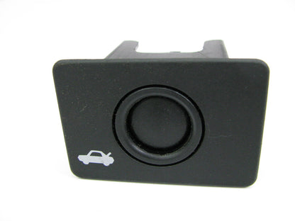 NEW - OUT OF BOX - OEM Ford F6DB-19B514-BB Trunk Lid Release Button Switch