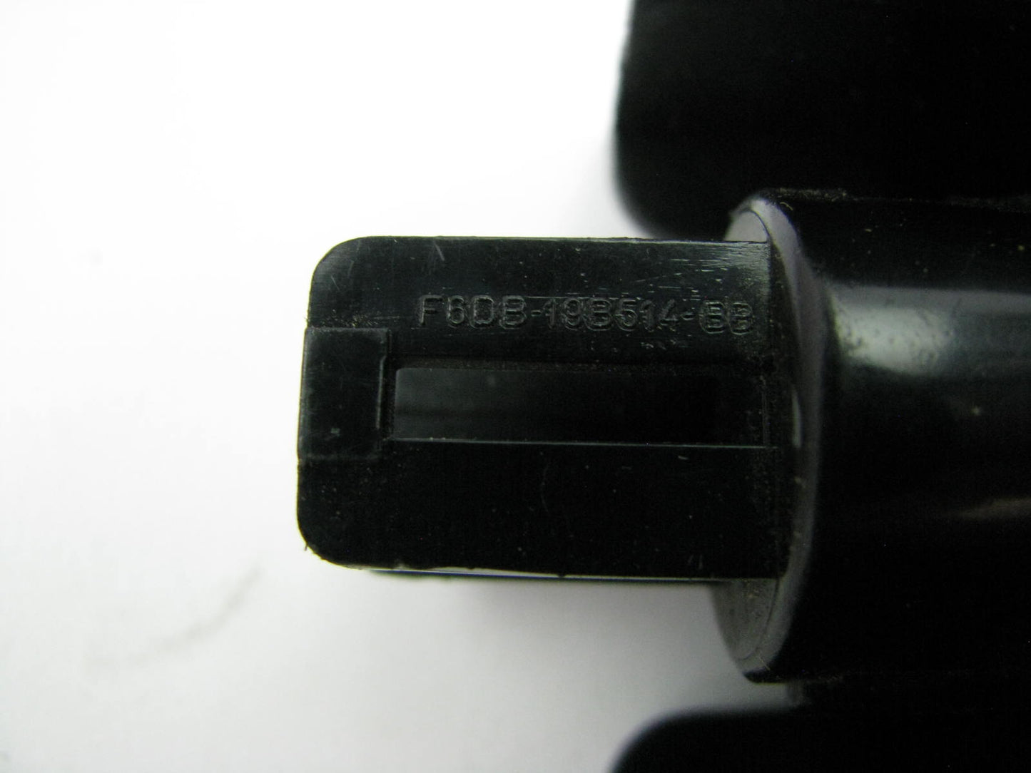 NEW - OUT OF BOX - OEM Ford F6DB-19B514-BB Trunk Lid Release Button Switch
