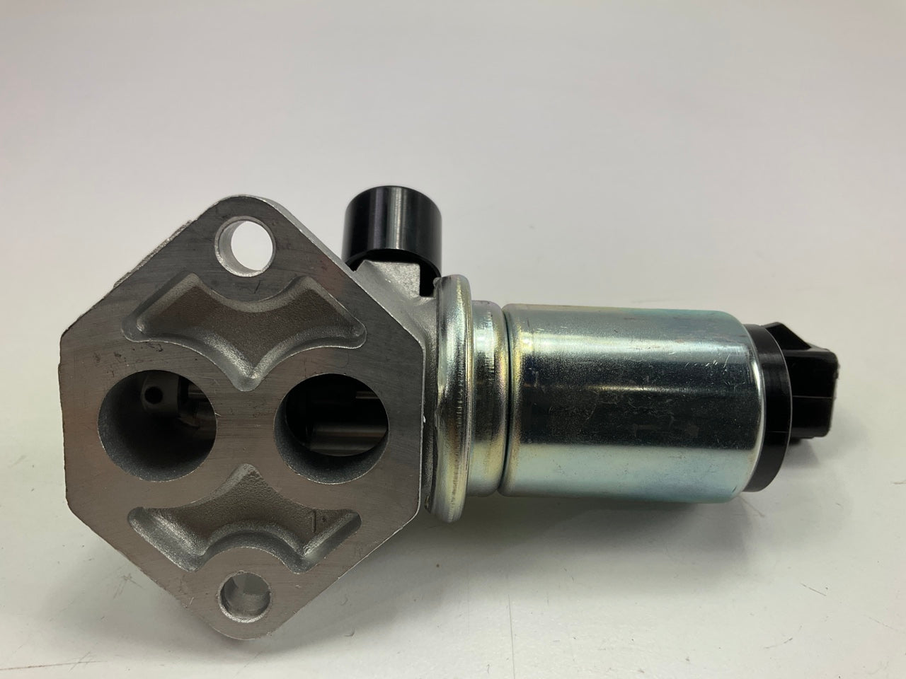 NEW - UNBOXED F6DE-9F715-CA Idle Air Control Valve IAC 1993-1995 SHO 3.2L