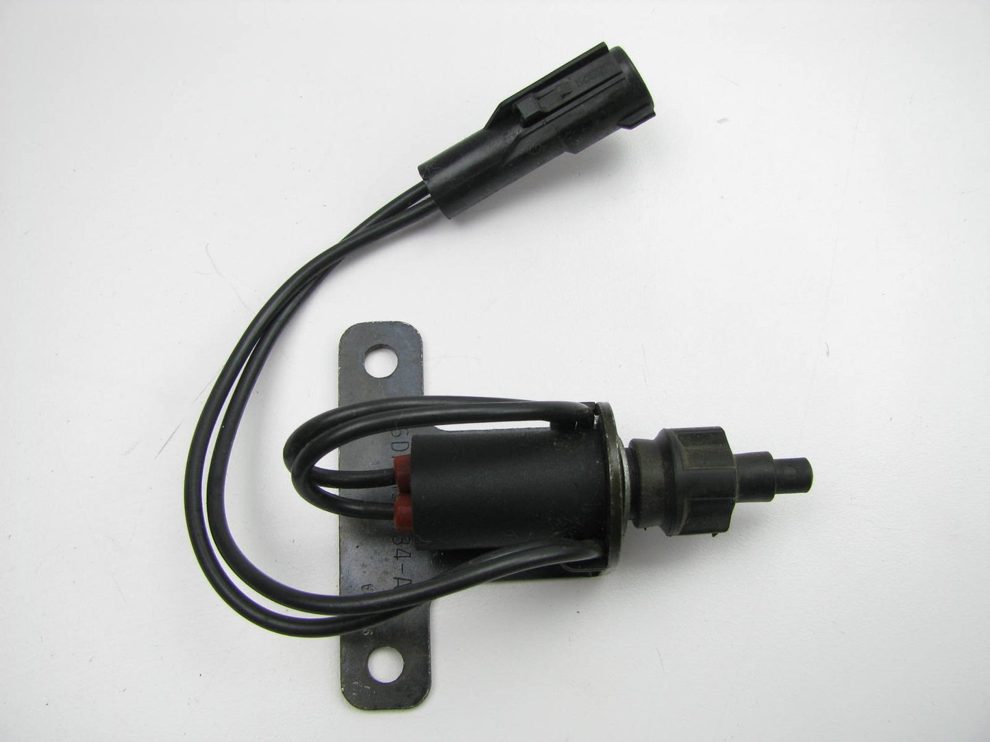 NEW - OUT OF BOX - OEM FORD F6DF-19A434-AA Hood Ajar Anti-theft Warning Switch