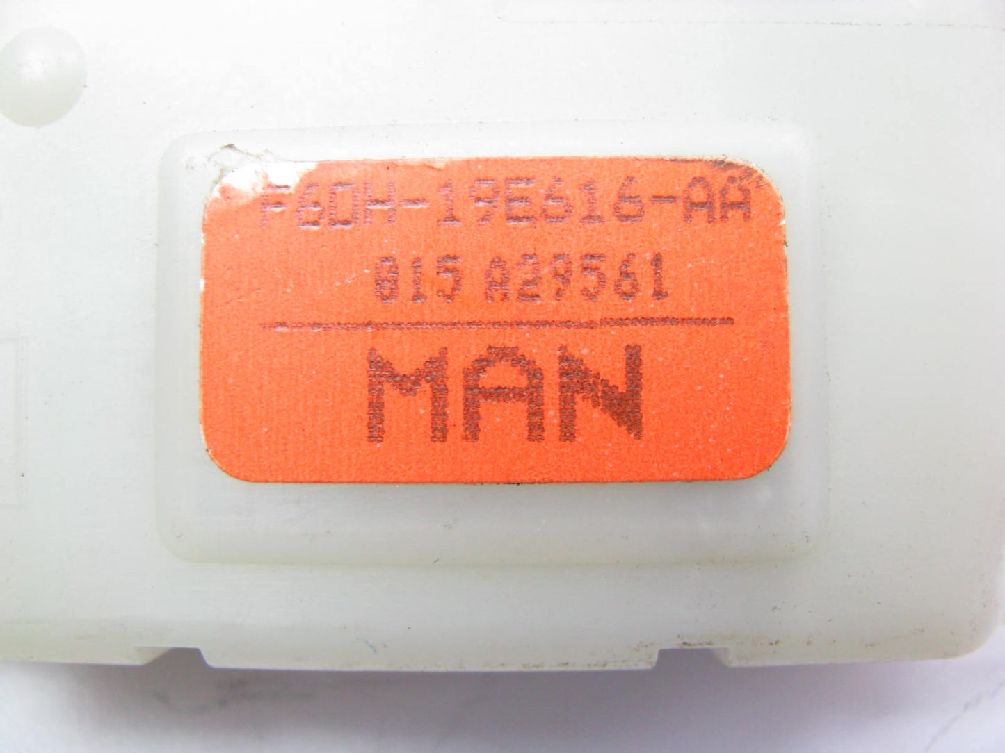 OUT OF BOX - Ford F6DH-19E616-AA MANAUL HVAC Temp Blend Door Motor Actuator