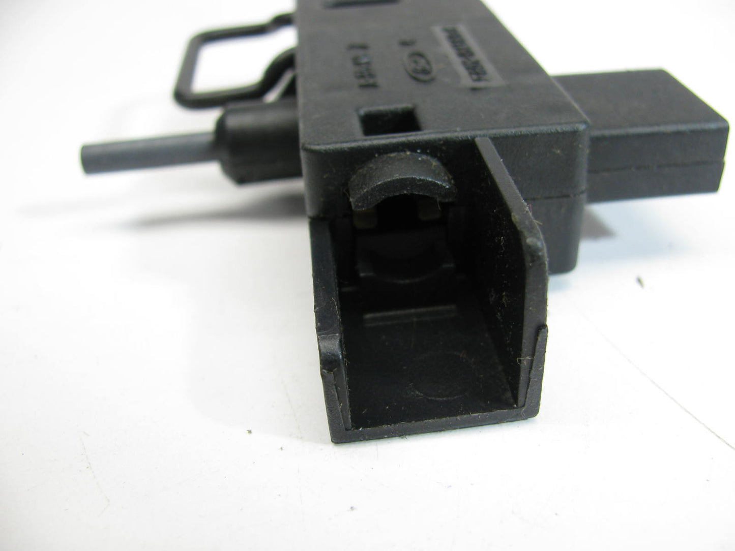 NEW - OUT OF BOX F6OX-15A563-A Glove Compartment Switch 1995-1997 Continental