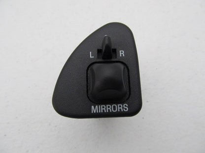 NEW UNBOXED OEM Ford F6SB-17B676-AA Mirror Adjust Switch - 1994-1997 Thunderbird