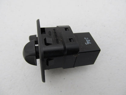 NEW UNBOXED OEM Ford F6SB-17B676-AA Mirror Adjust Switch - 1994-1997 Thunderbird