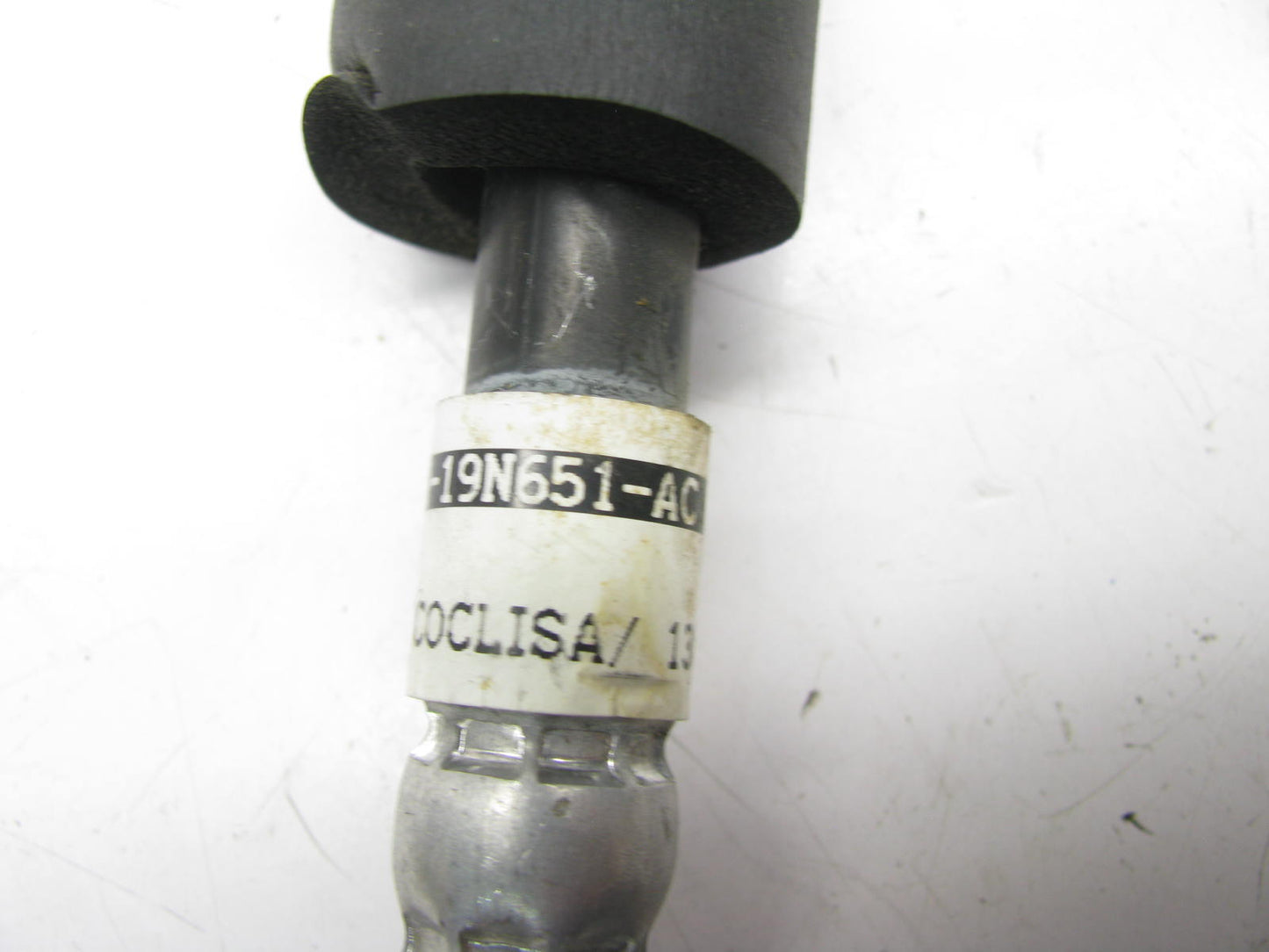 NEW - UNBOXED MOTORCRAFT F6SH-19N651-AC A/C Refrigerant Liquid Hose - YF-2196