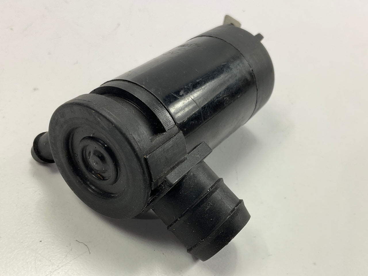 NEW - OUT OF BOX OEM Motorcraft Windshield Washer Pump Ford # F6SU-17664-CA