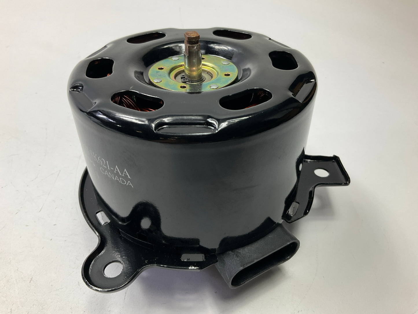 NEW - OUT OF BOX - Ford F6ZH-8K621-AA Radiator Fan Motor 1995-96 Mustang 3.8L V6