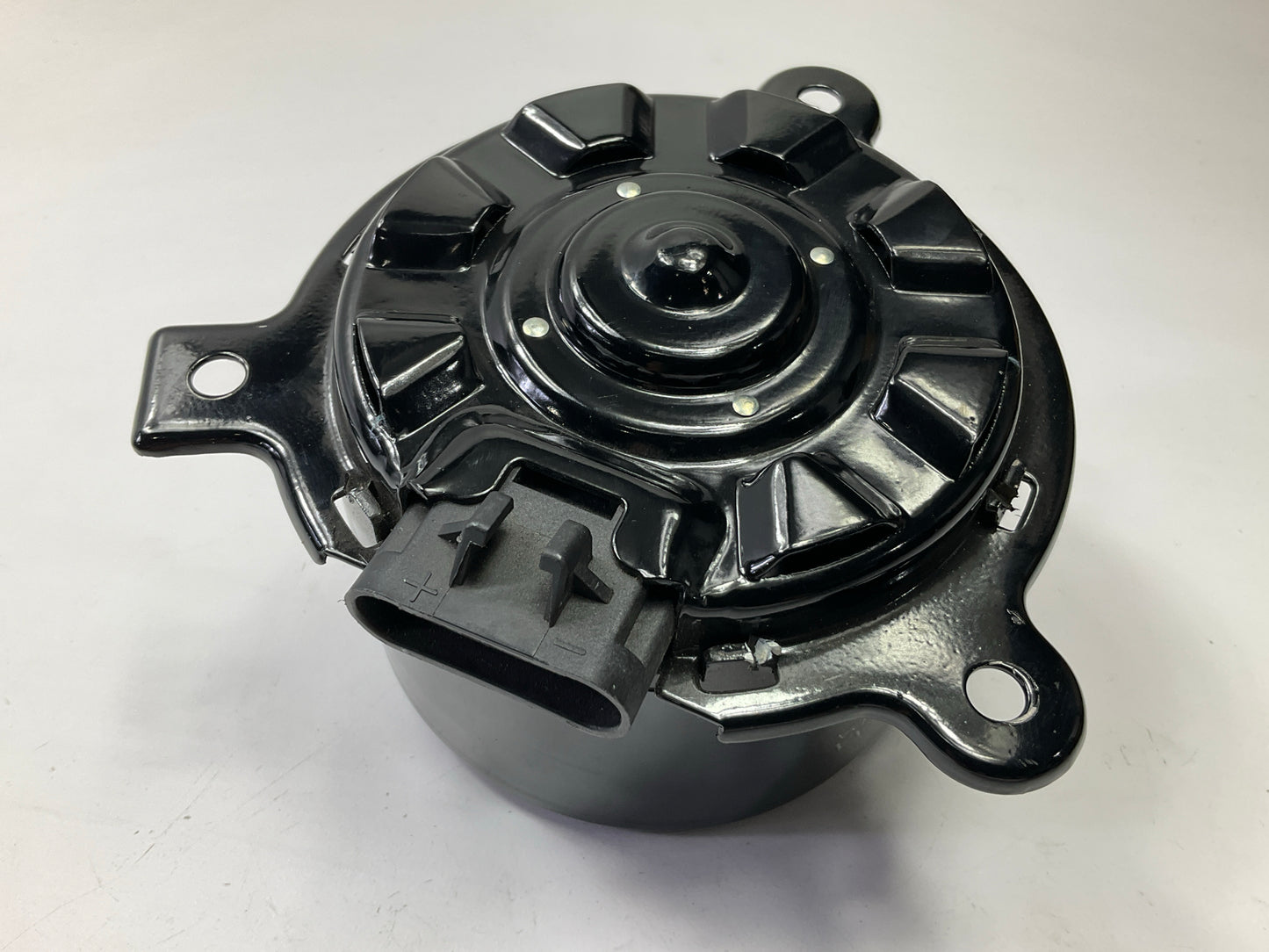 NEW - OUT OF BOX - Ford F6ZH-8K621-AA Radiator Fan Motor 1995-96 Mustang 3.8L V6