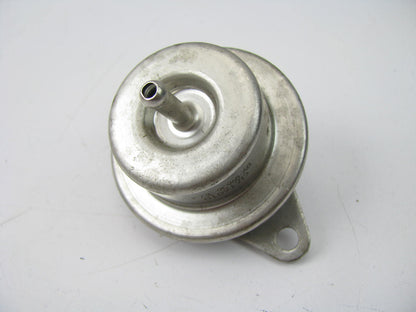 NEW - OUT OF BOX - OEM Ford F73E-9C968-AB Fuel Pressure Regulator
