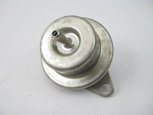 NEW - OUT OF BOX - OEM Ford F73E-9C968-AB Fuel Pressure Regulator