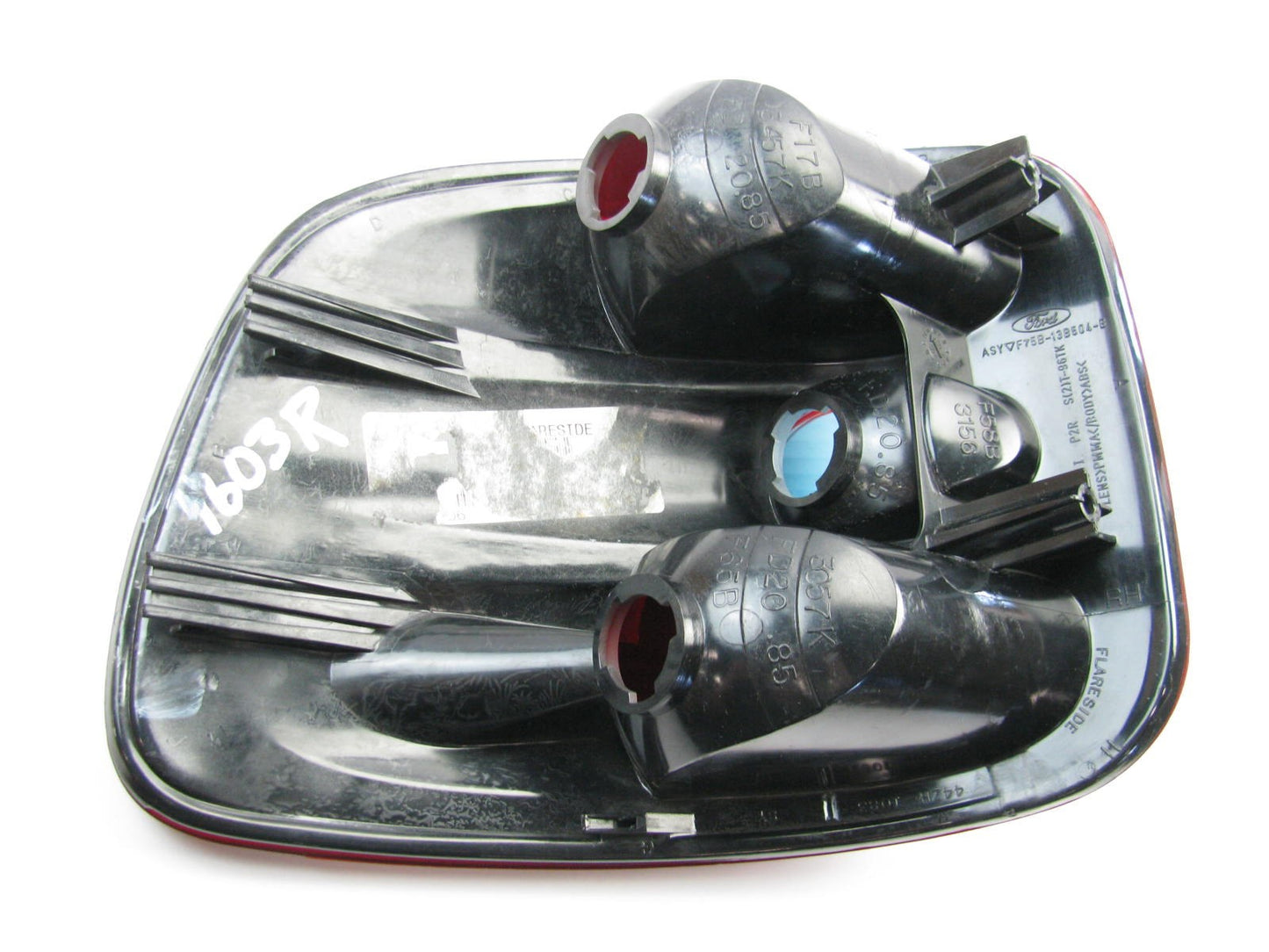 NEW - OUT OF BOX - RIGHT PASSEN. Tail Light Lamp 1997-1999 FORD F-150 FLARE SIDE