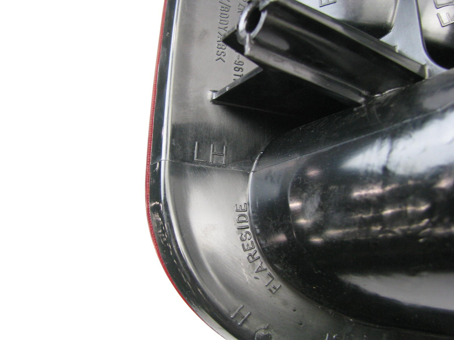 NEW - OUT OF BOX - Left Drivers Tail Light Lamp 1997-1999 FORD F-150 FLARE SIDE