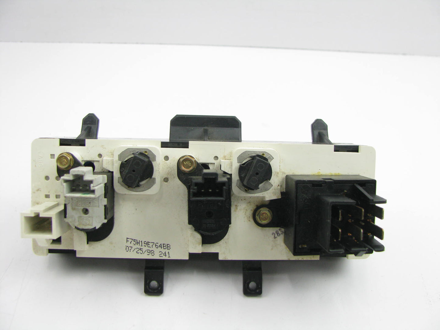 NEW - Out Of Box F75H-19E764-BB Rear HVAC Control Panel Switch 97-98 Expedition