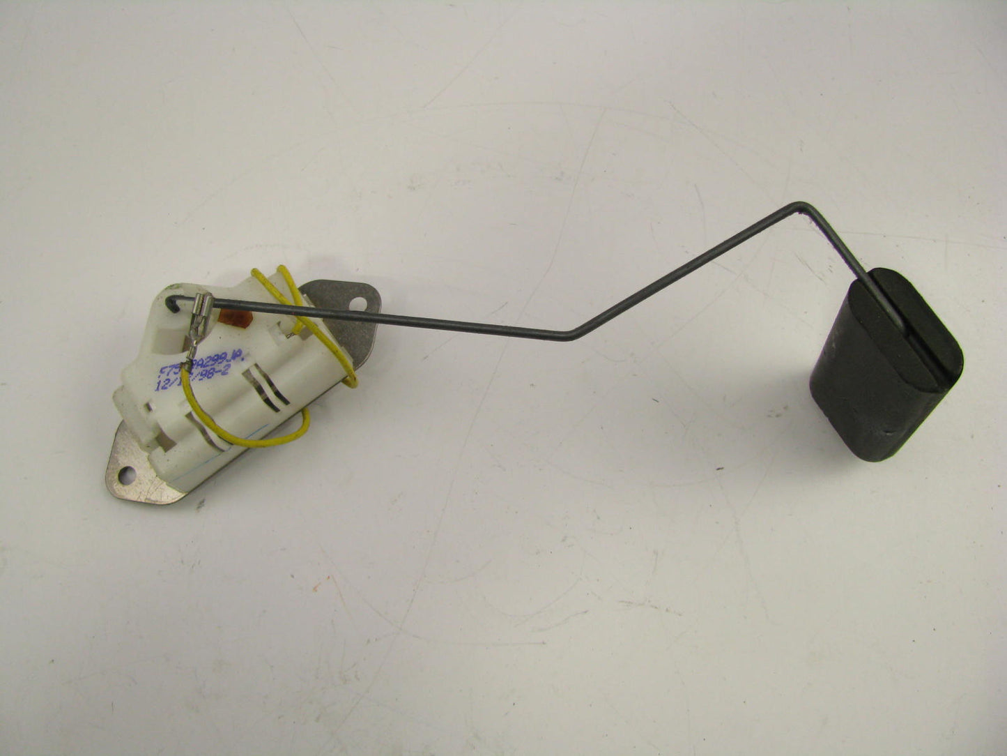 New Out Of Box Genuine OE Ford F75U-9A299-JA Fuel Level Sender 92-97 F-250 F-350