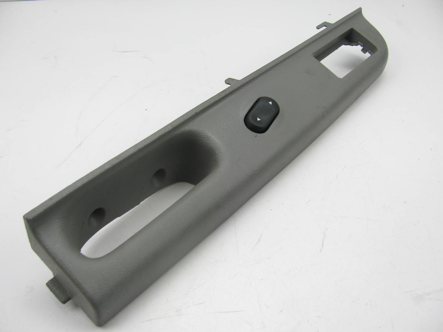 NEW - OUT OF BOX F77B-14B135-AA  Rear Left Door Panel Pull Handle 95-01 Explorer