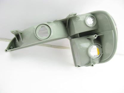 NEW - OUT OF BOX - Right Passengers Corner Parking Signal Light  95-01 Explorer